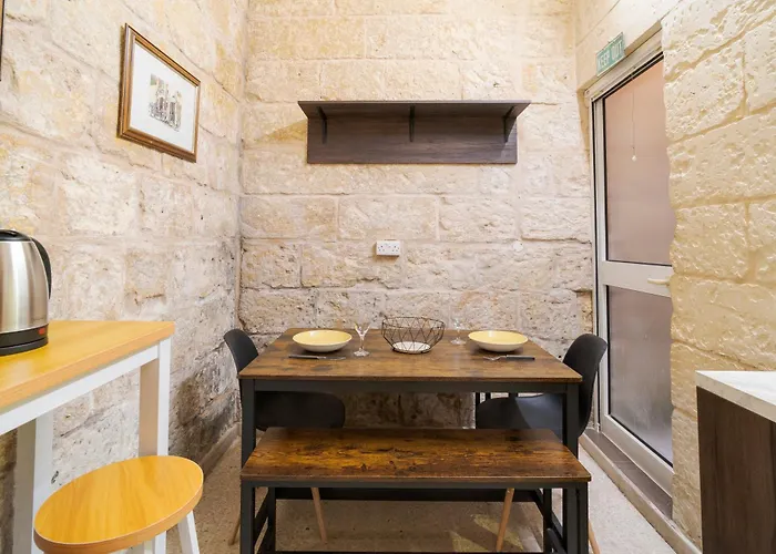 1859 Knights Castle - Sliema Ferries - Seaside