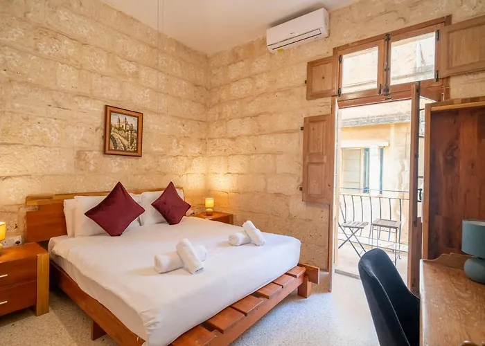 1859 Knights Castle - Sliema Ferries - Seaside *